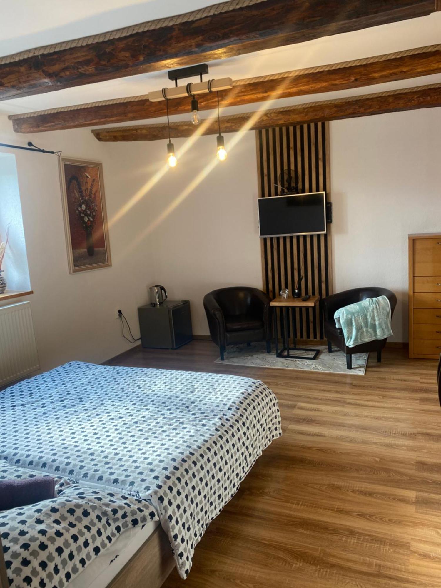 Apartman Velicka Vinaren Poprad Exterior foto