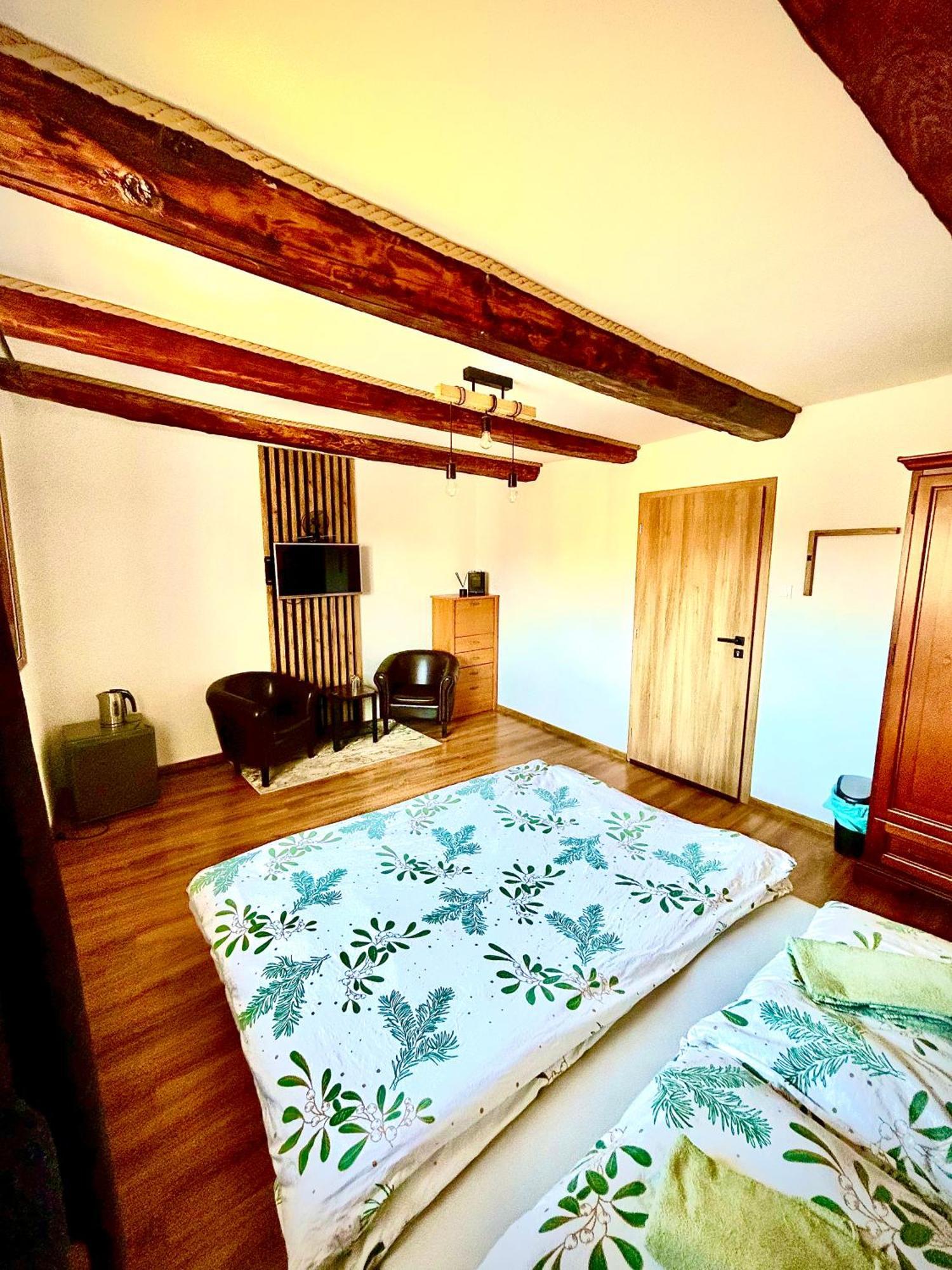 Apartman Velicka Vinaren Poprad Exterior foto
